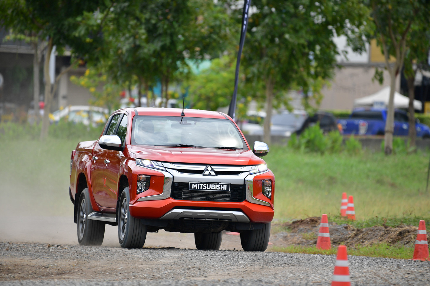 Mitsubishi L200 Mitsubishi L200